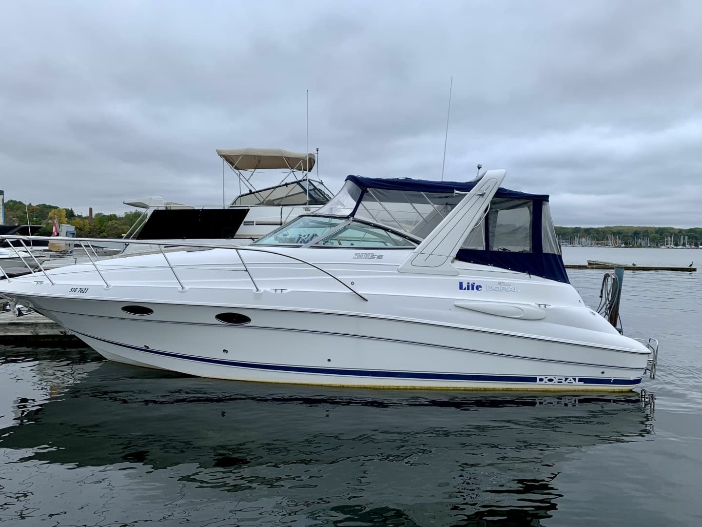 2001 Doral 300 SE 30