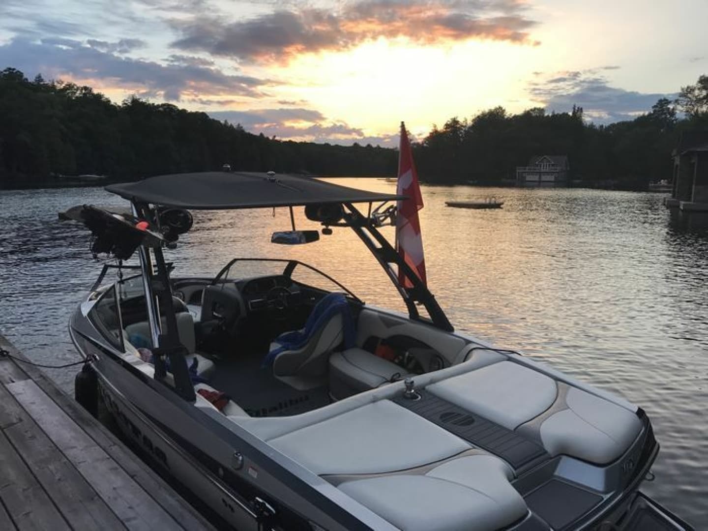 2014 Malibu Wakesetter VLX 23