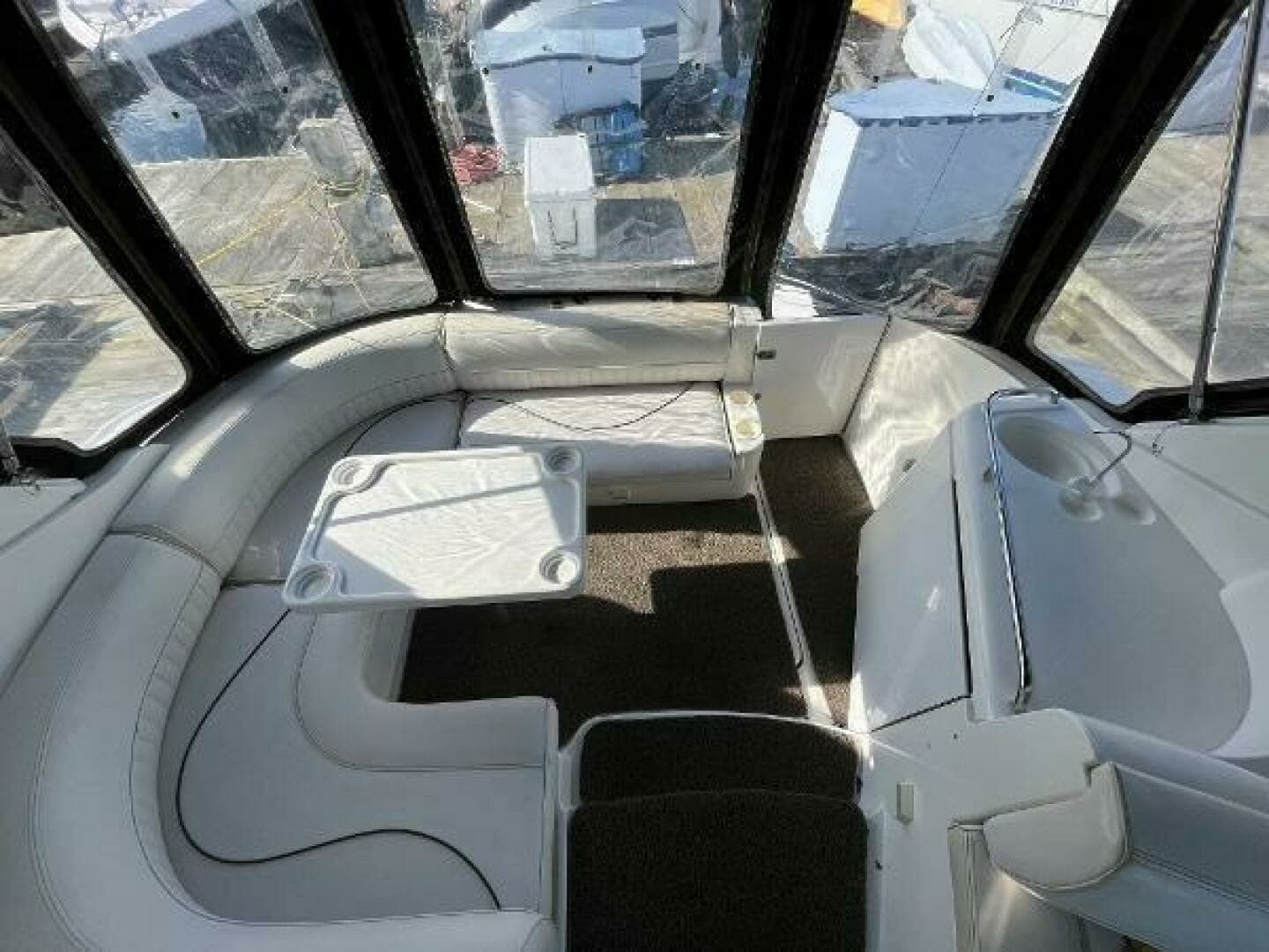 2001 Cruisers Yachts 3470 34