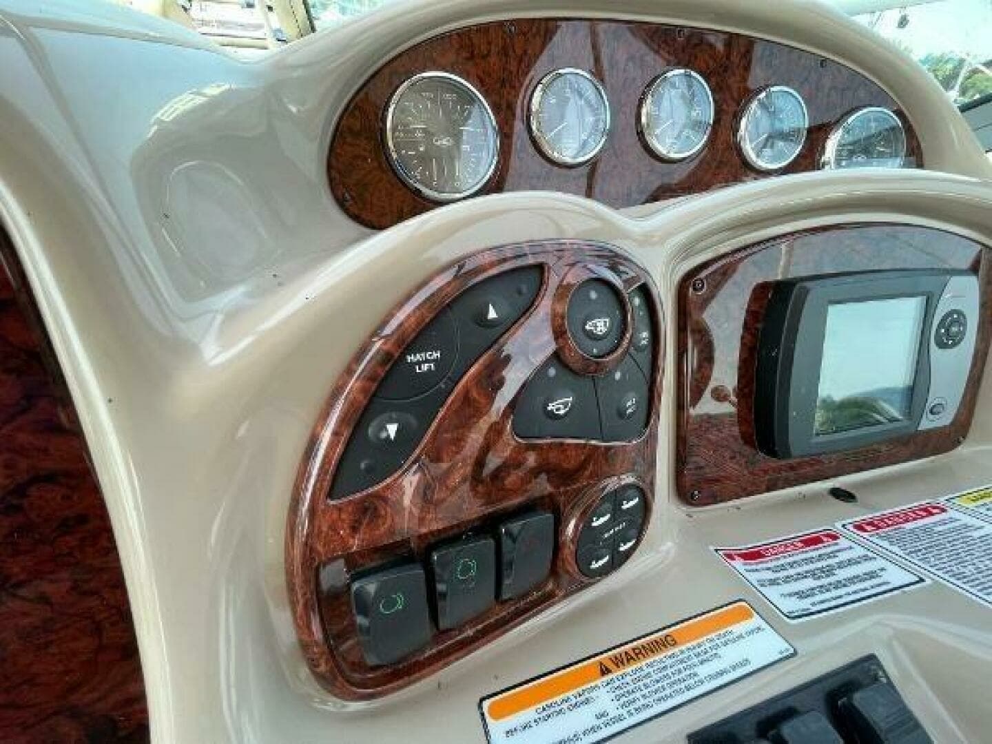 2003 Sea Ray 340 Sundancer 34