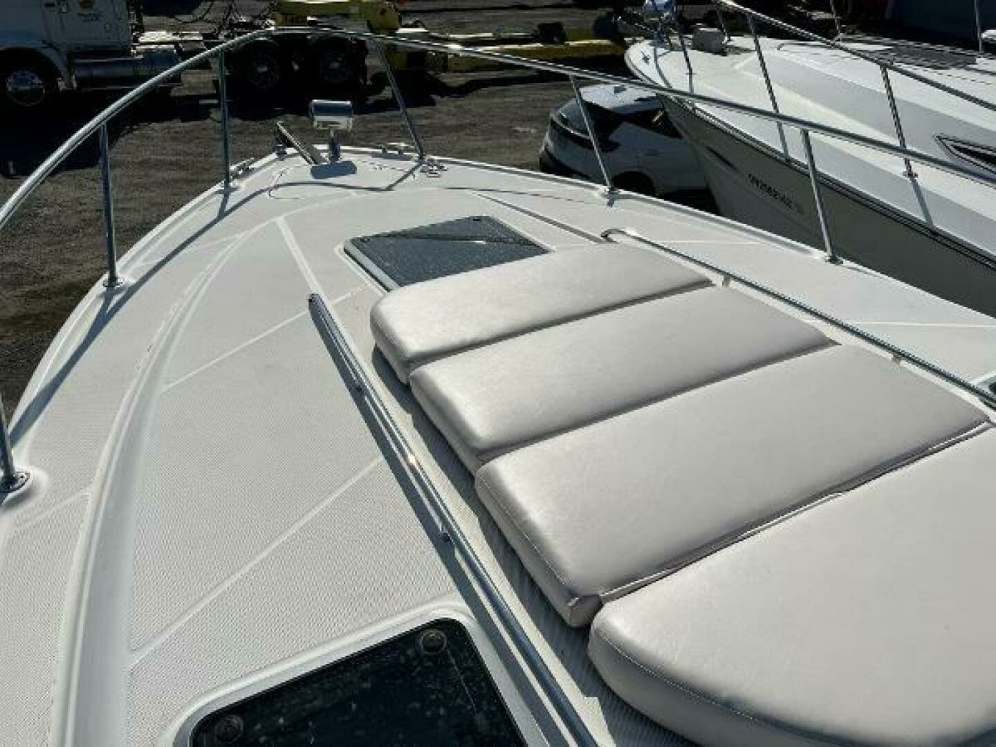 2008 Chaparral 330 Signature 33