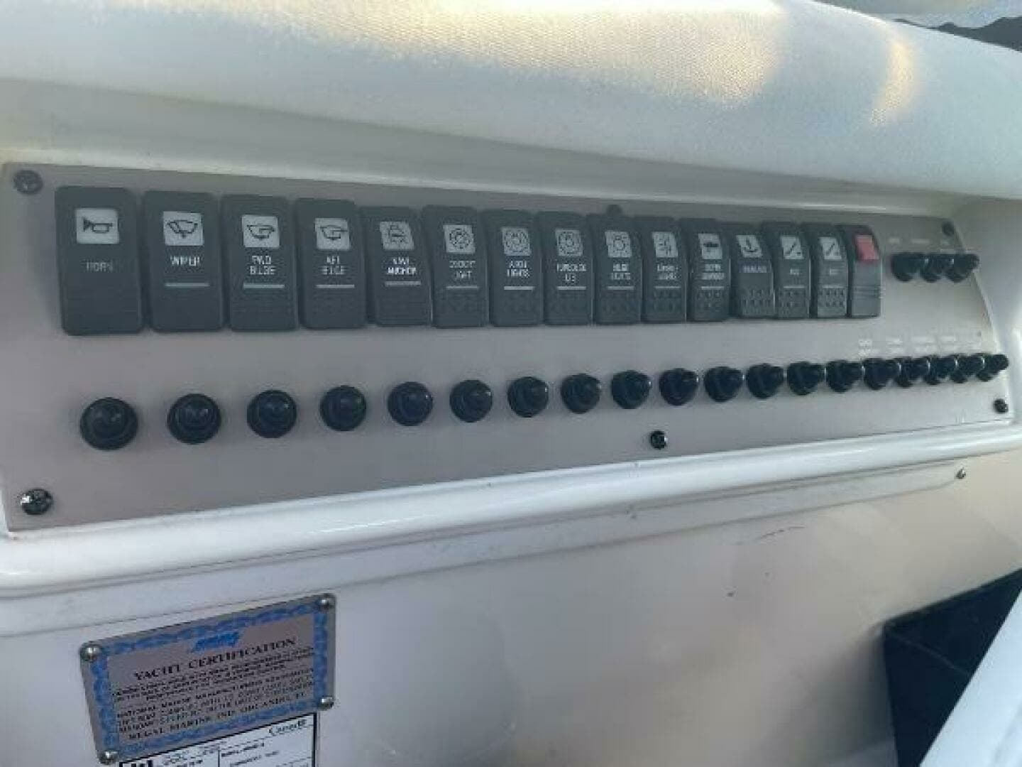 2005 Regal 3060 Window Express 30