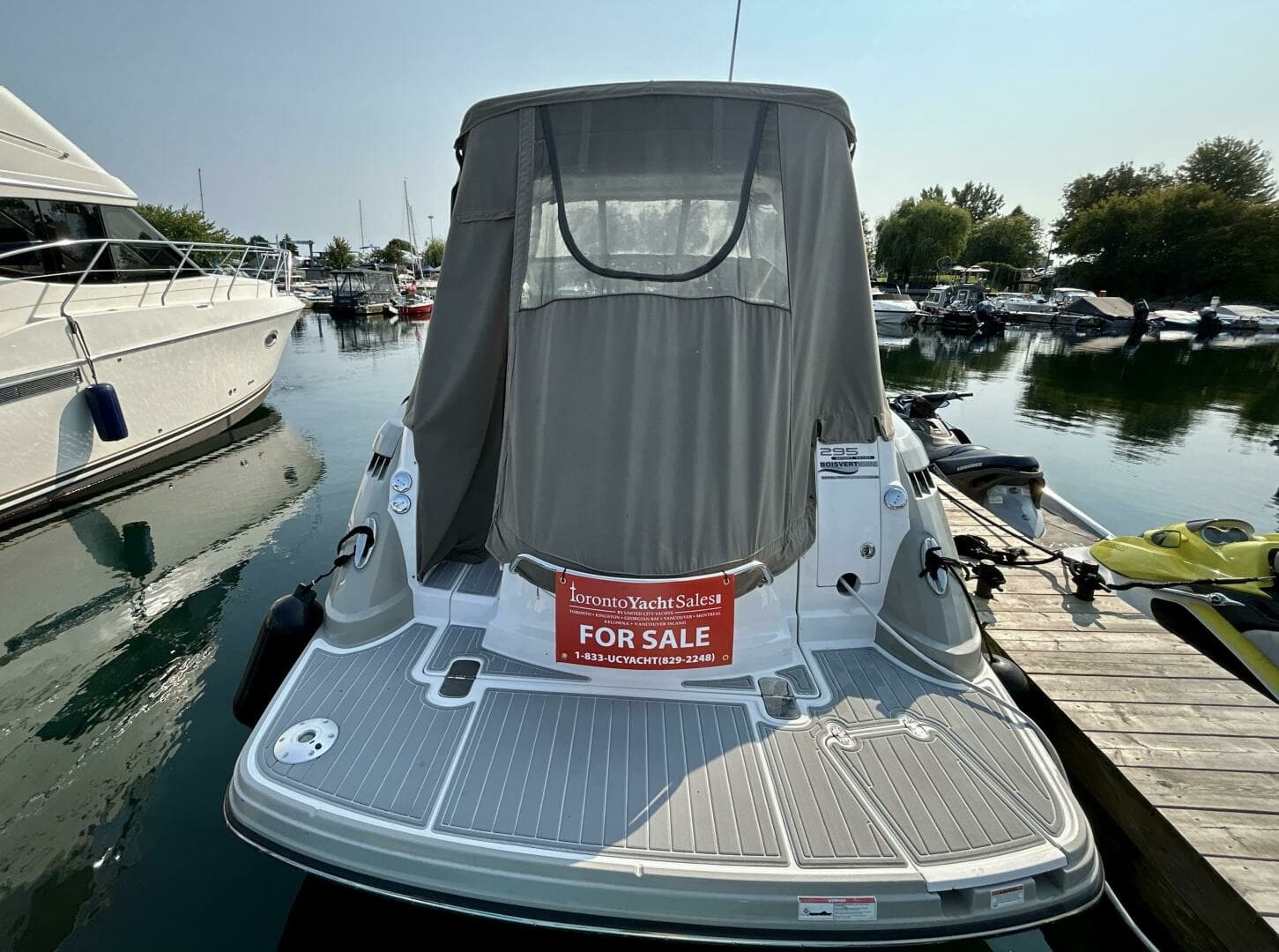 2018 Monterey 295 Sport Yacht 29