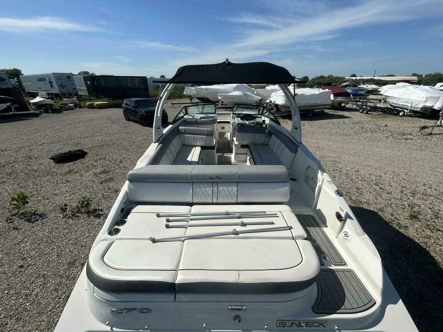 2016 Sea Ray 270 Sundeck 27