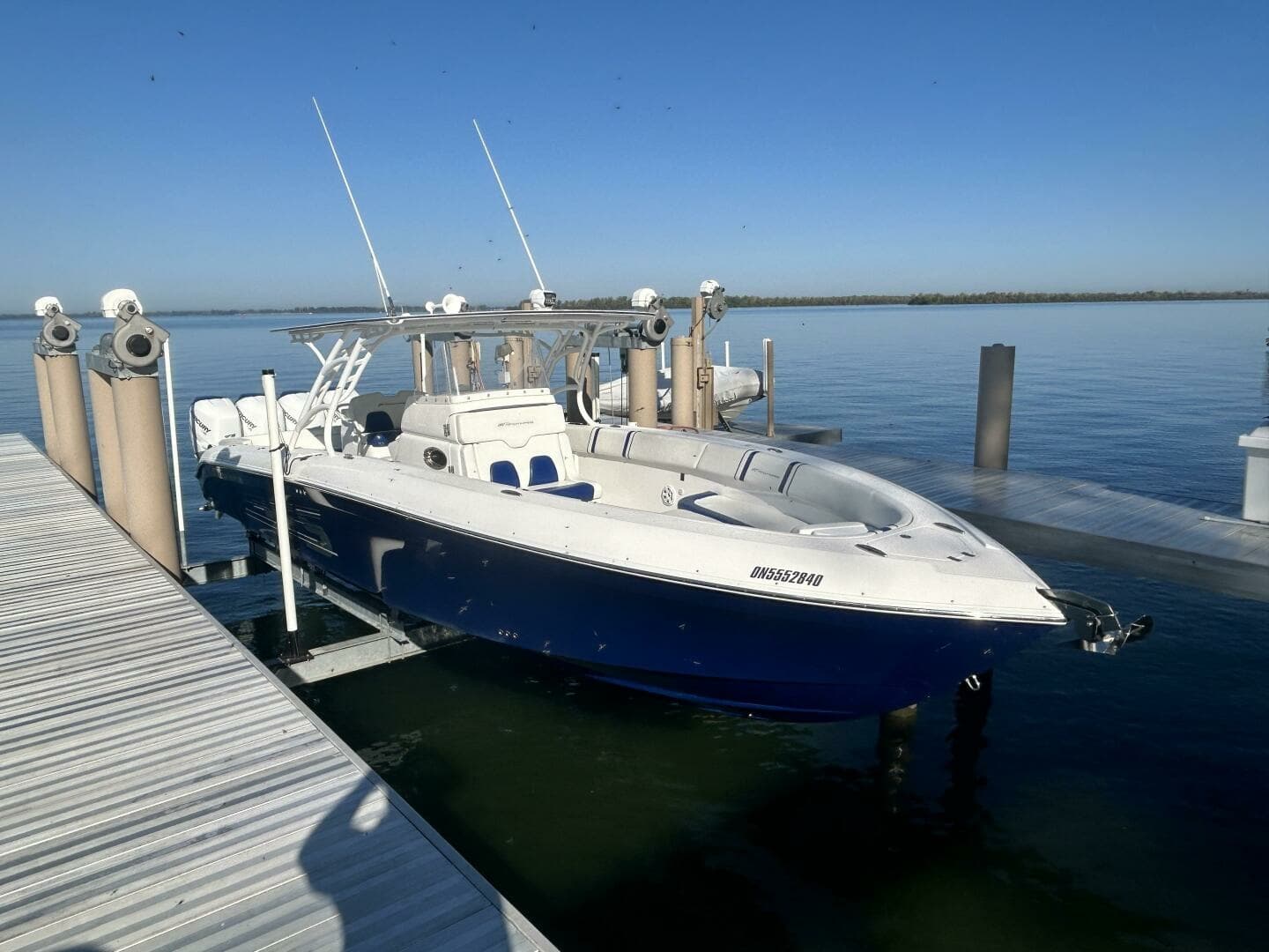 2016 Midnight Express 37 Open 37