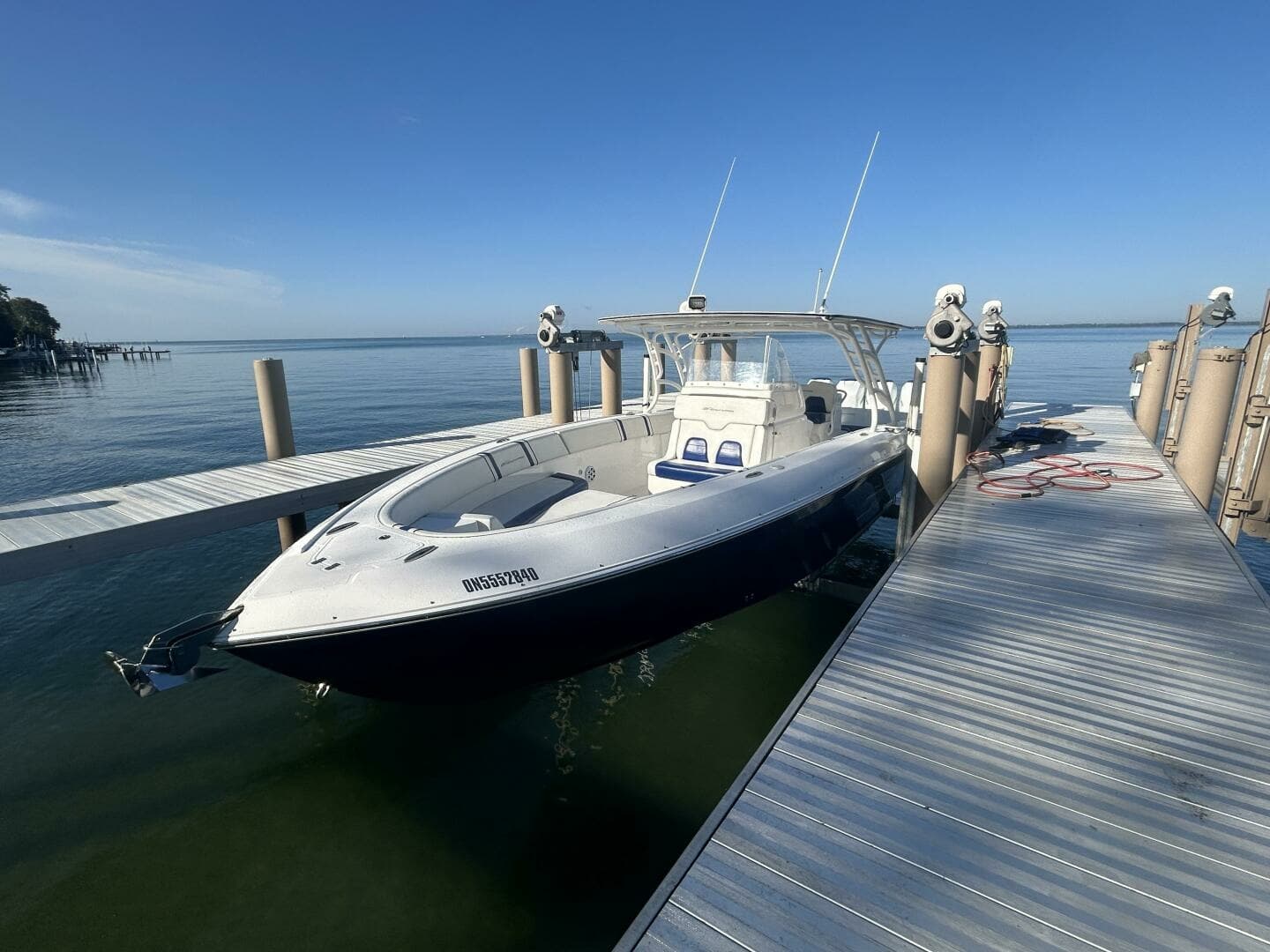 2016 Midnight Express 37 Open 37