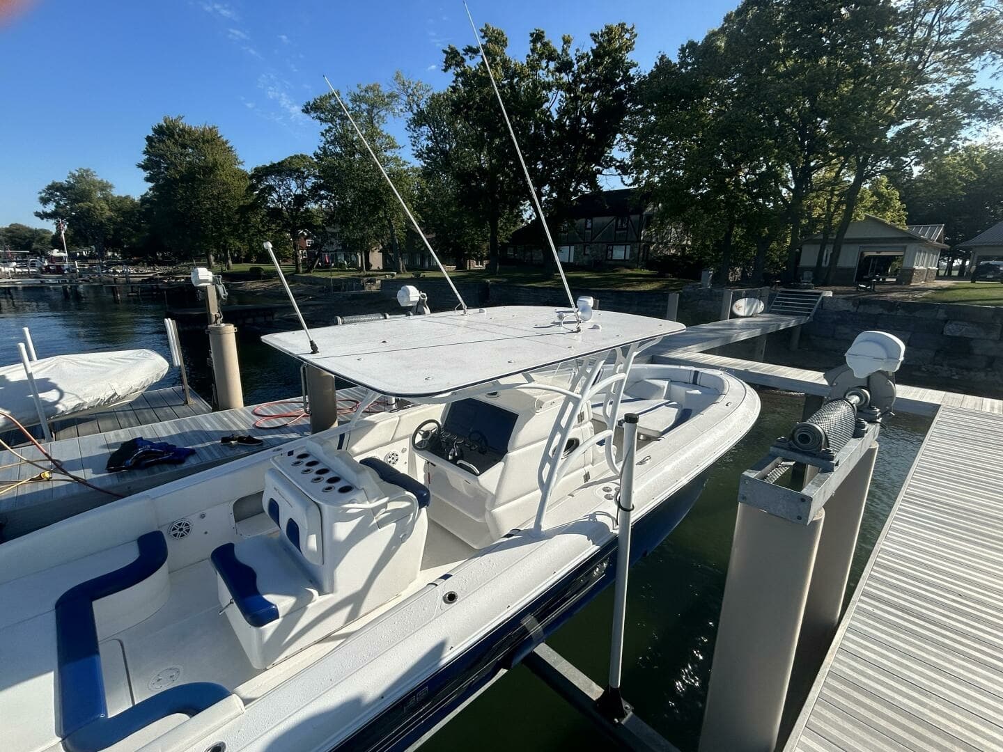 2016 Midnight Express 37 Open 37