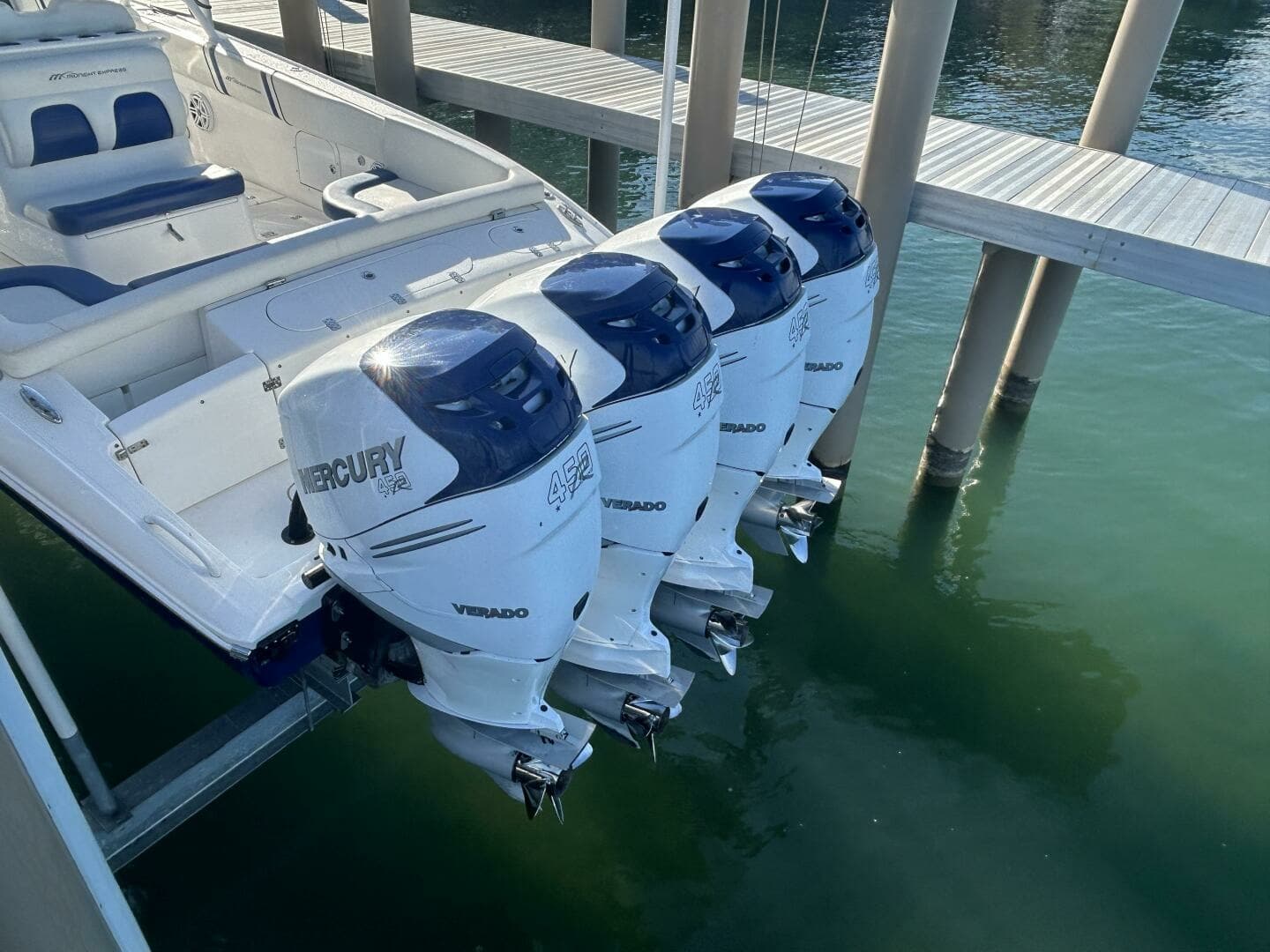 2016 Midnight Express 37 Open 37