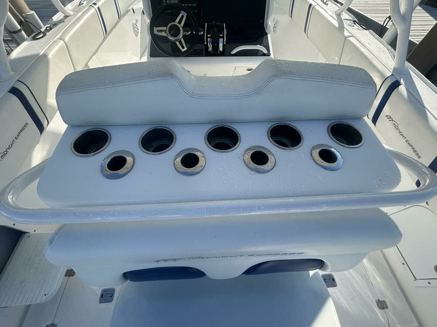 2016 Midnight Express 37 Open 37