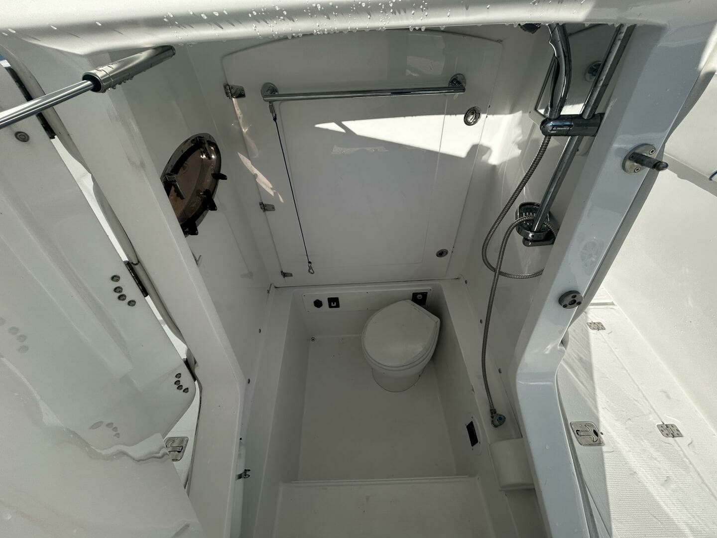 2016 Midnight Express 37 Open 37