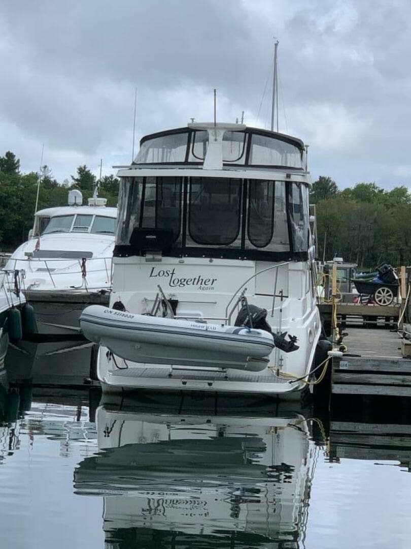 1997 Silverton 352 Motor Yacht 35