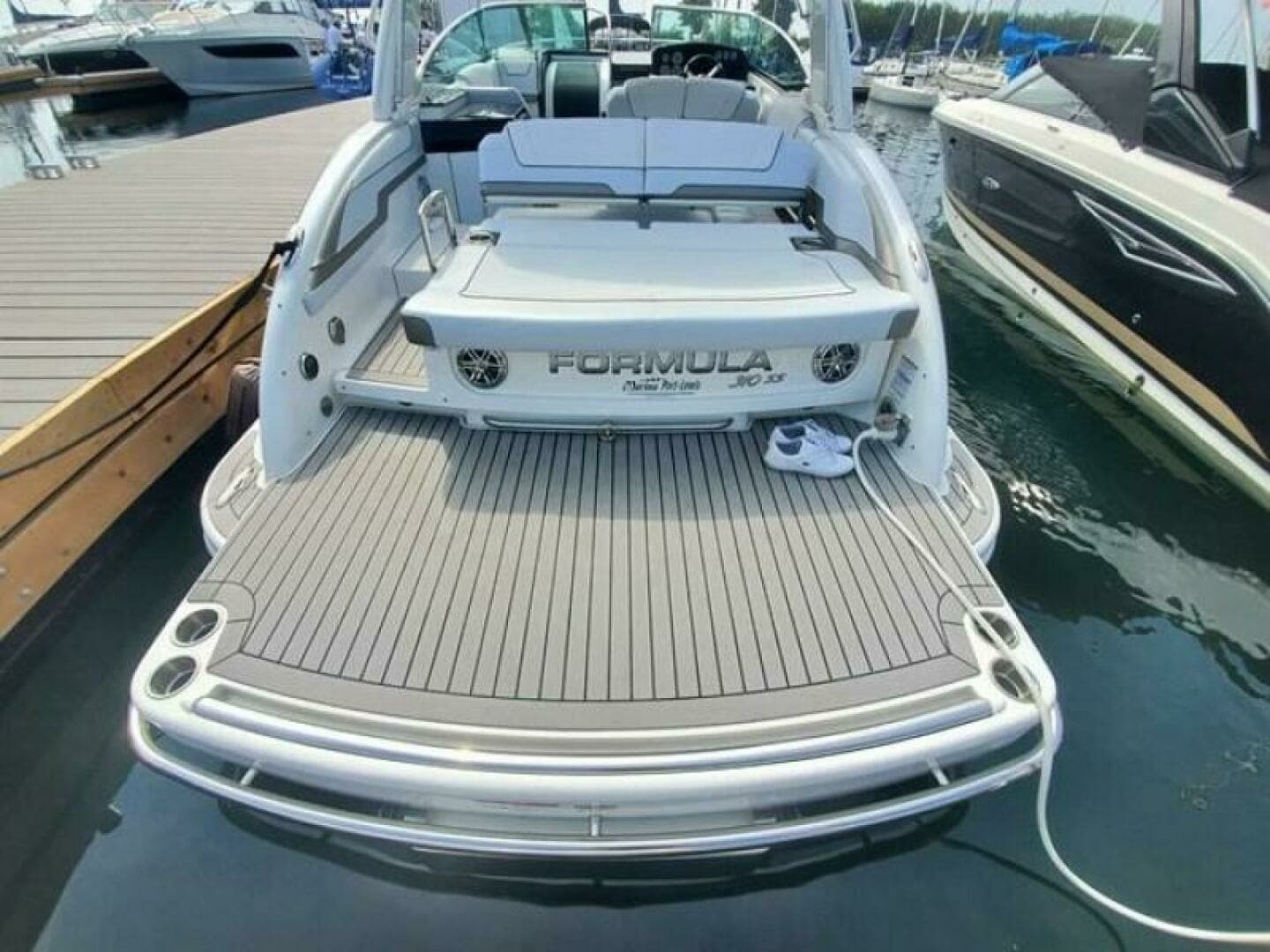 2017 Formula 310SS 31