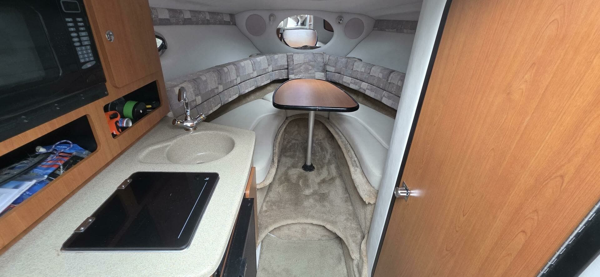 2005 Crownline 250CR 25