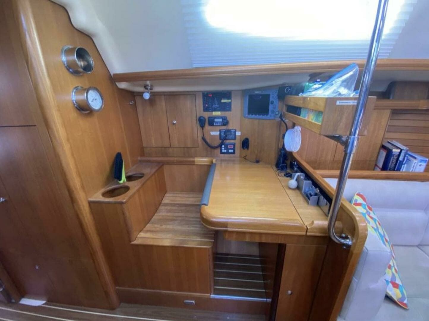 2006 Hunter 45 Center Cockpit 45