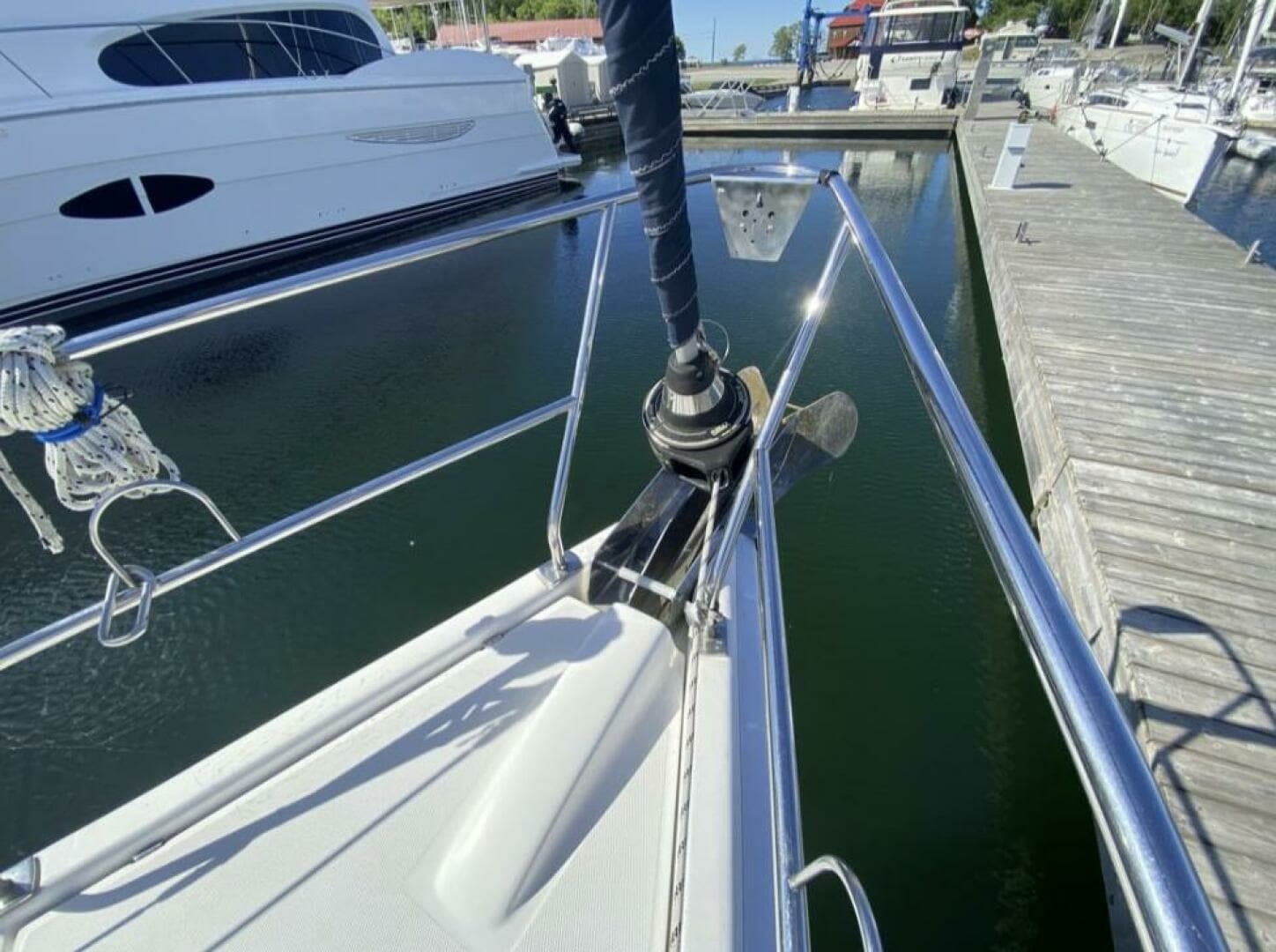2006 Hunter 45 Center Cockpit 45