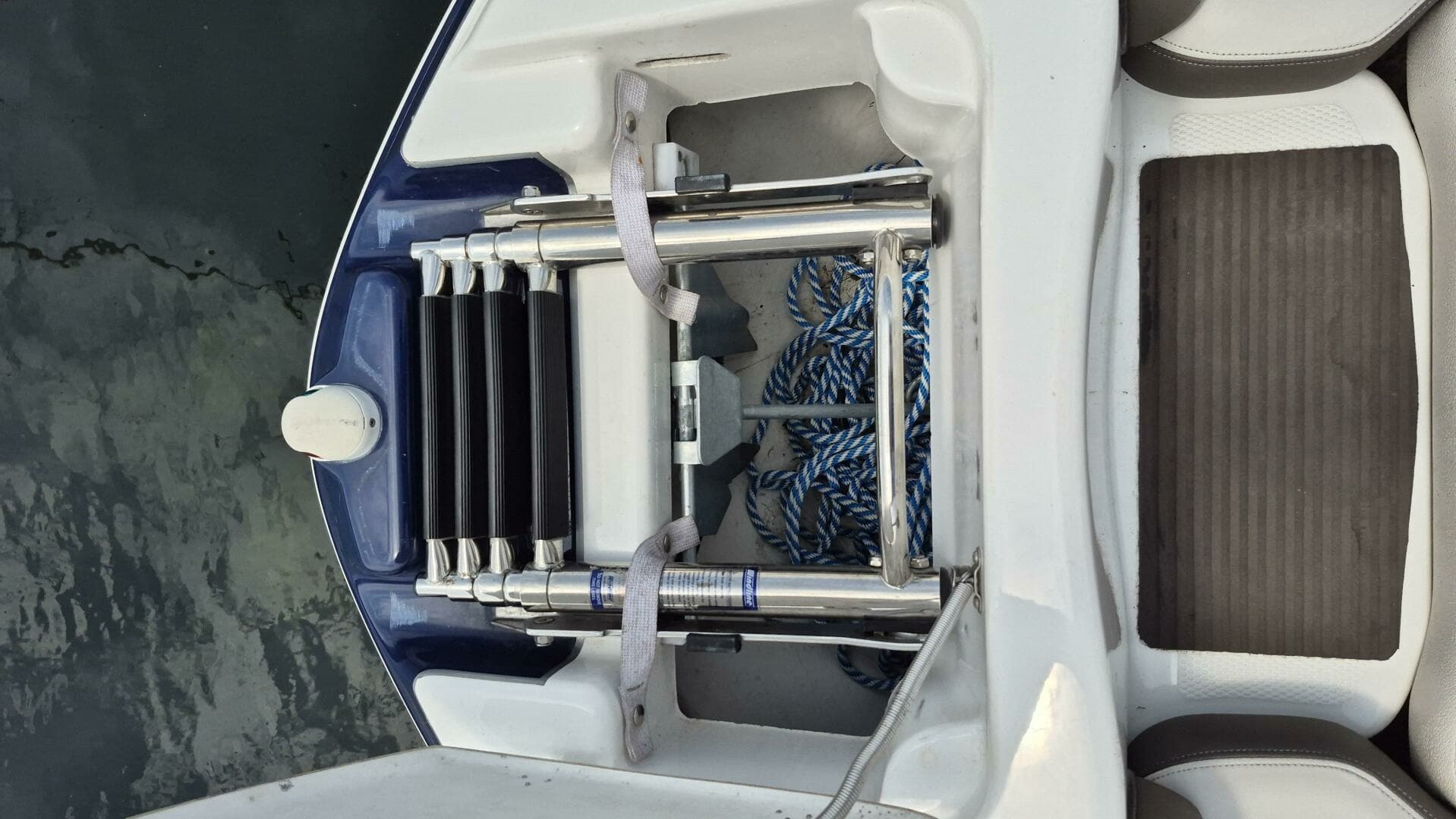 2012 Yamaha Boats 242 Limited 24