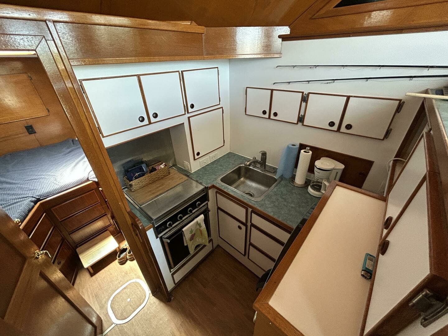 1984 Hatteras 36 Convertible 36