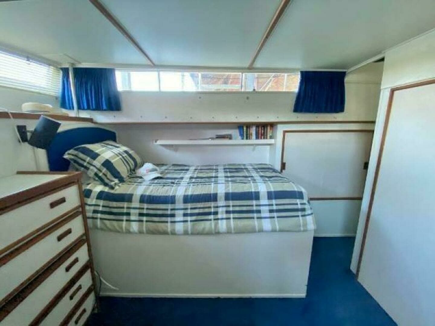 1970 Chris-Craft 42 Commander 42