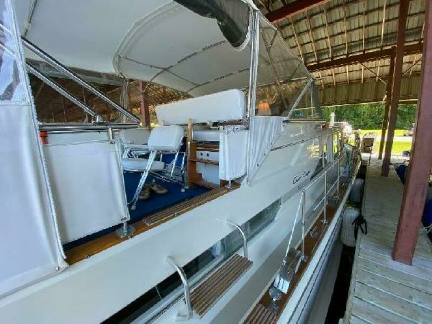 1970 Chris-Craft 42 Commander 42