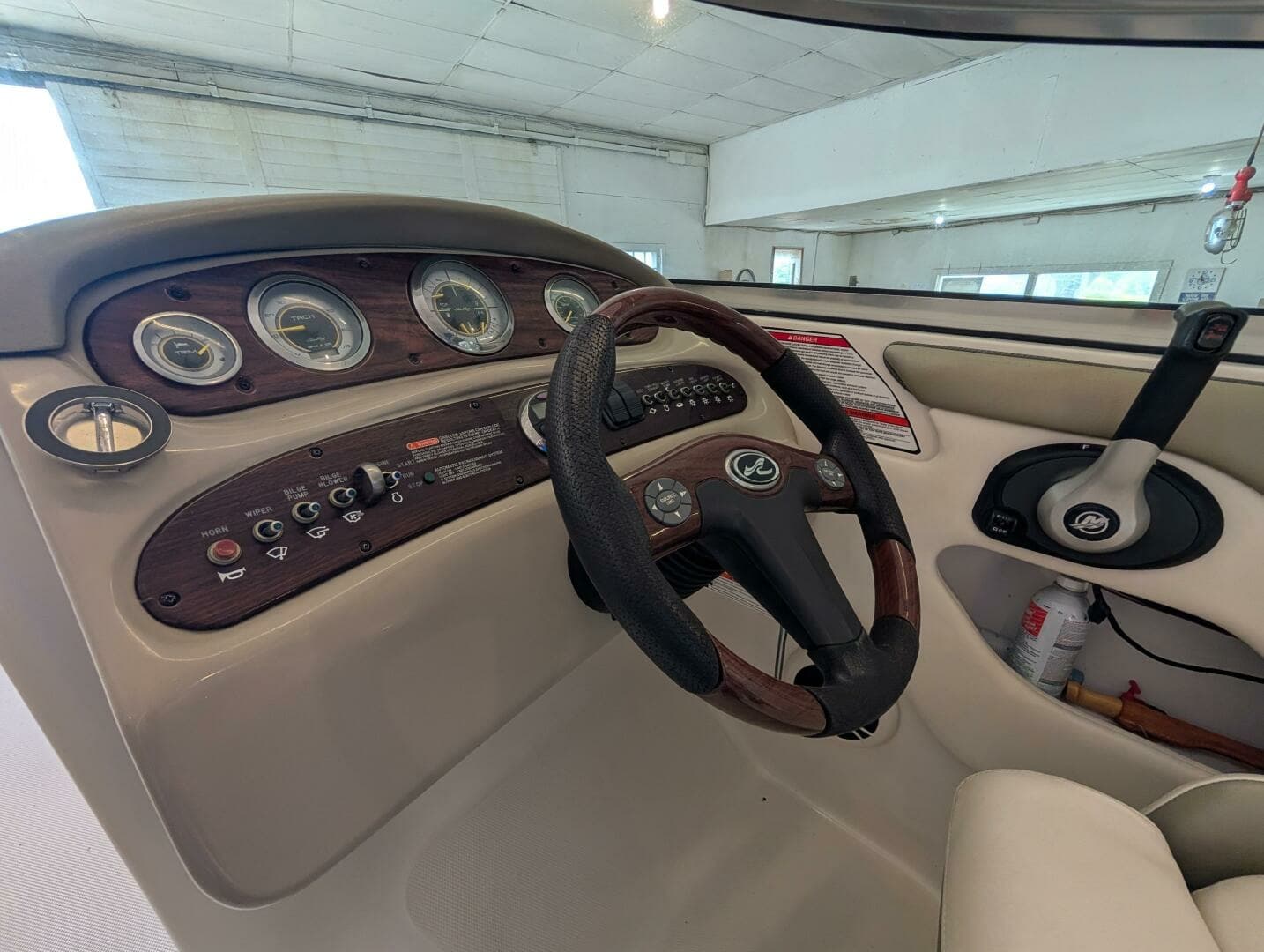 2007 Sea Ray 240 Sundeck 24