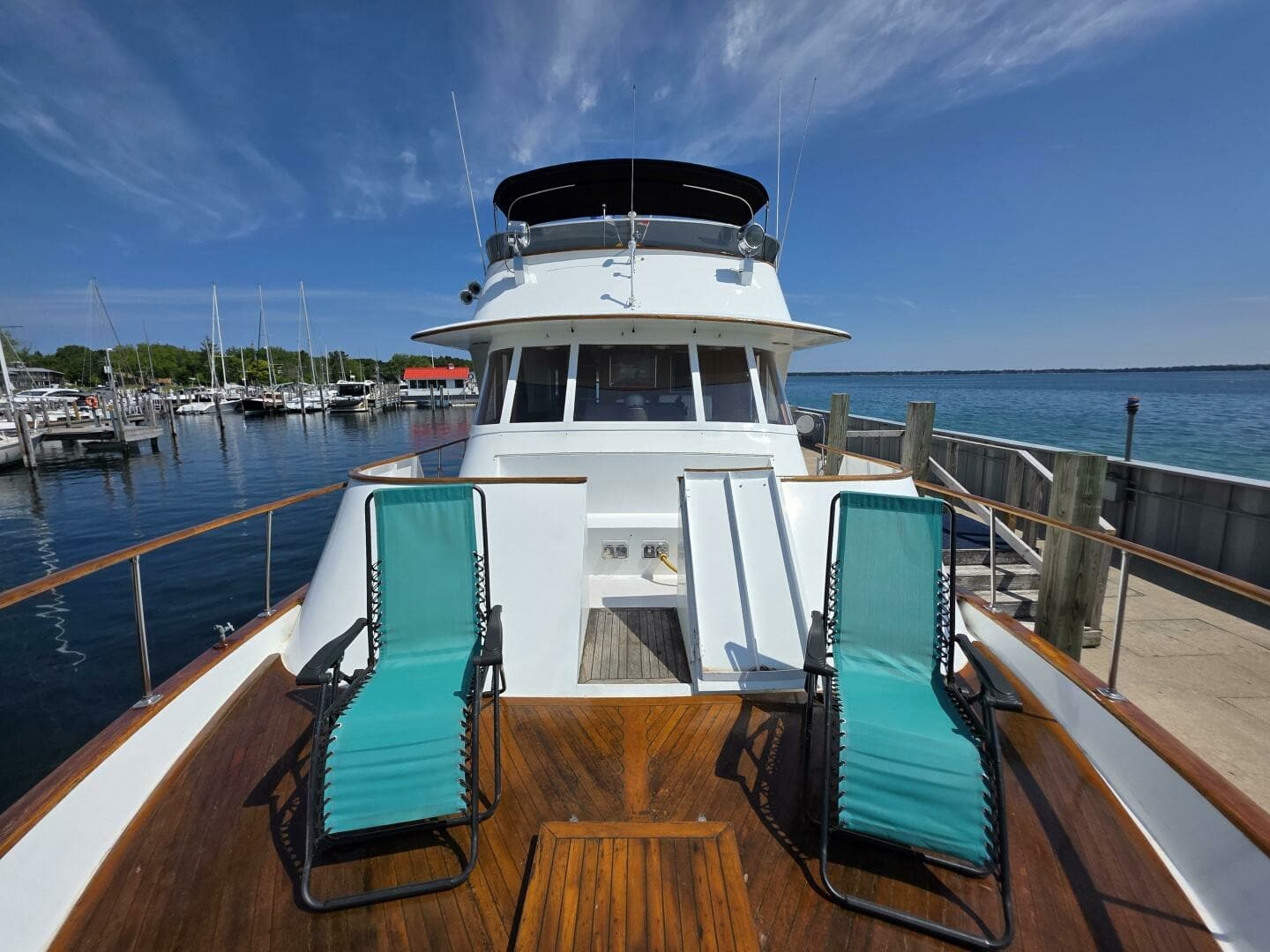 1976 Chris-Craft Roamer 60 60