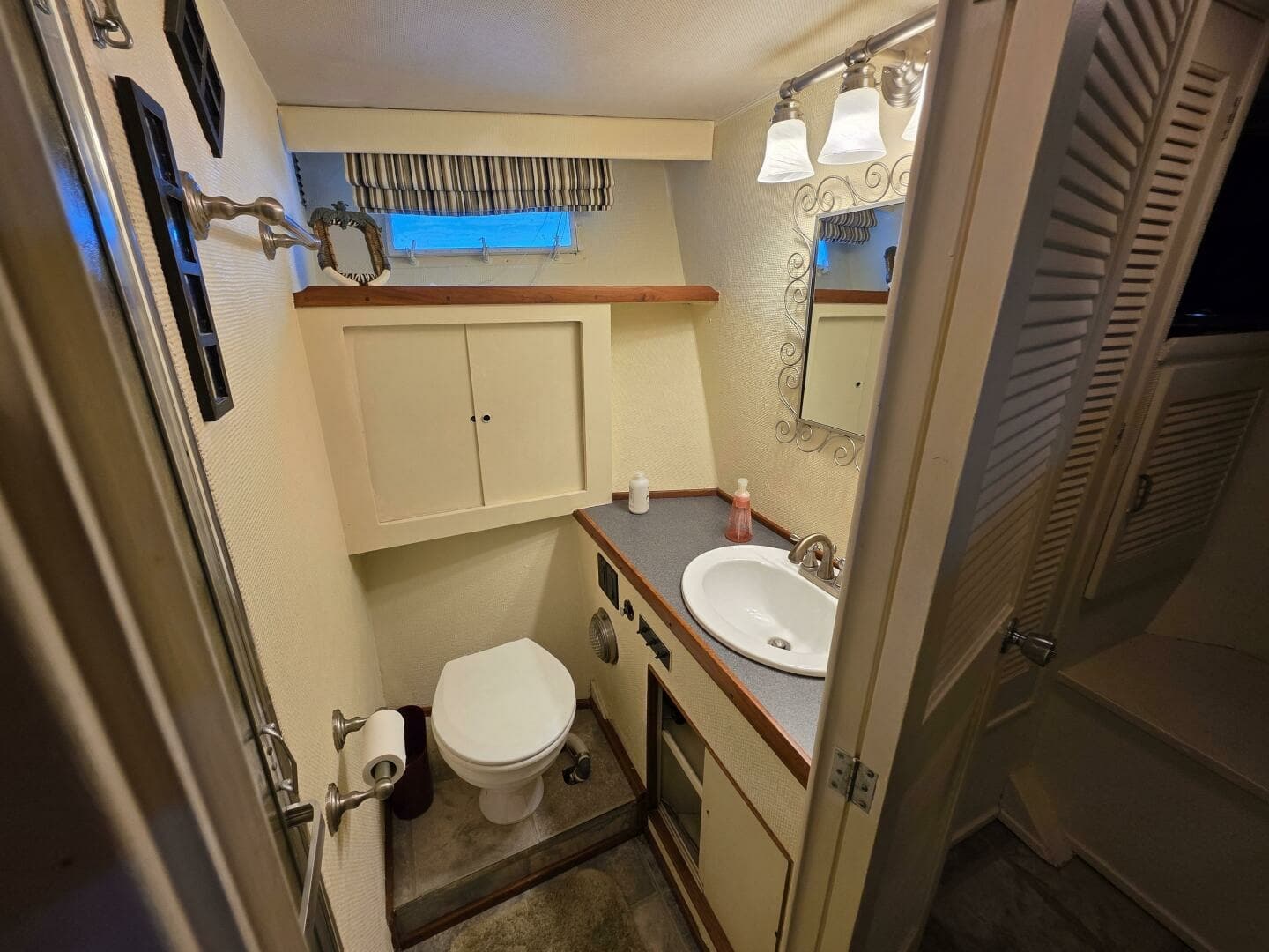 1976 Chris-Craft Roamer 60 60