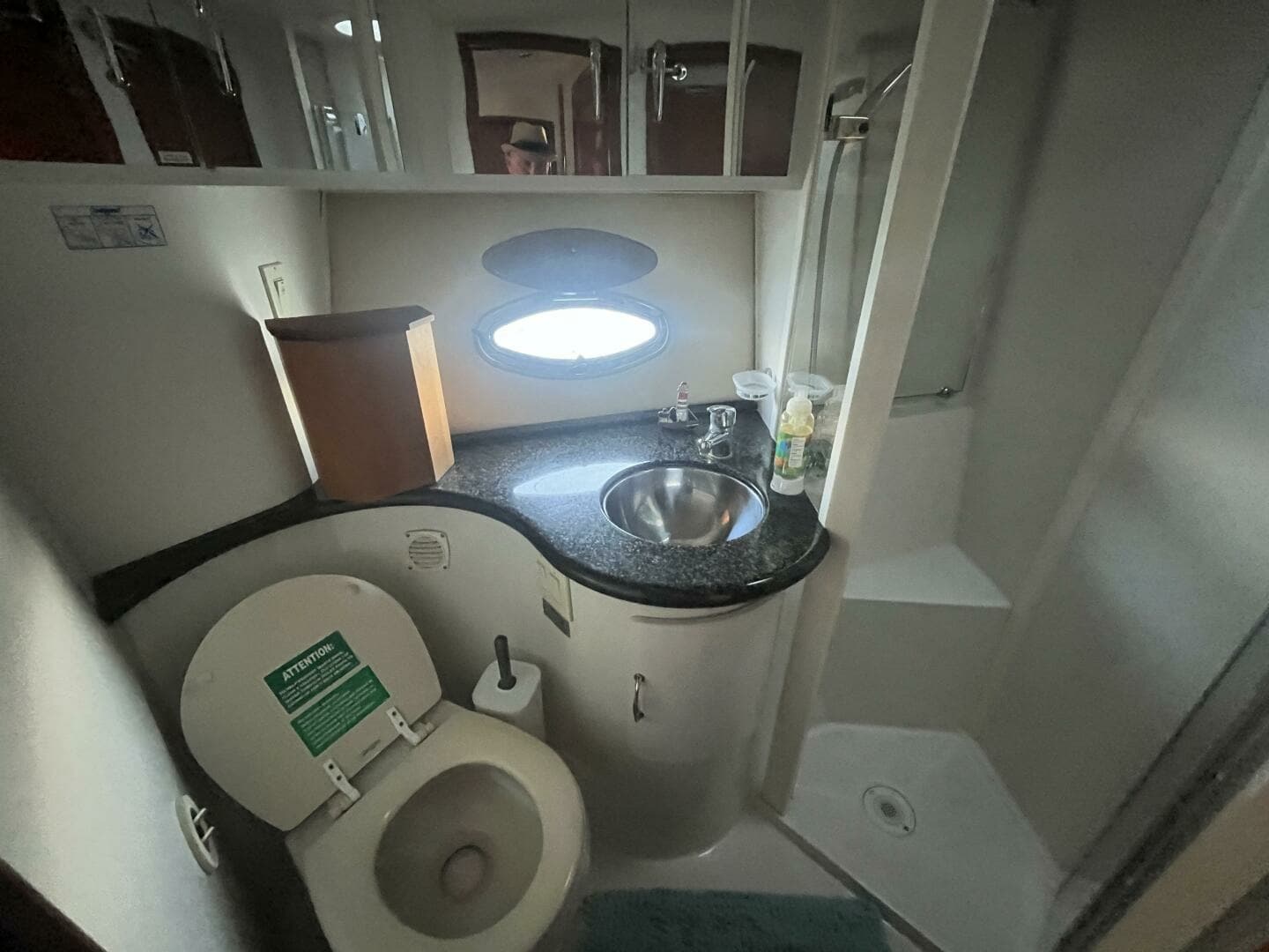 2003 Carver 444 Cockpit Motor Yacht 44
