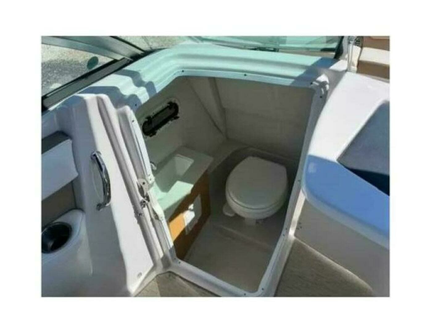 2013 Four Winns H260 26