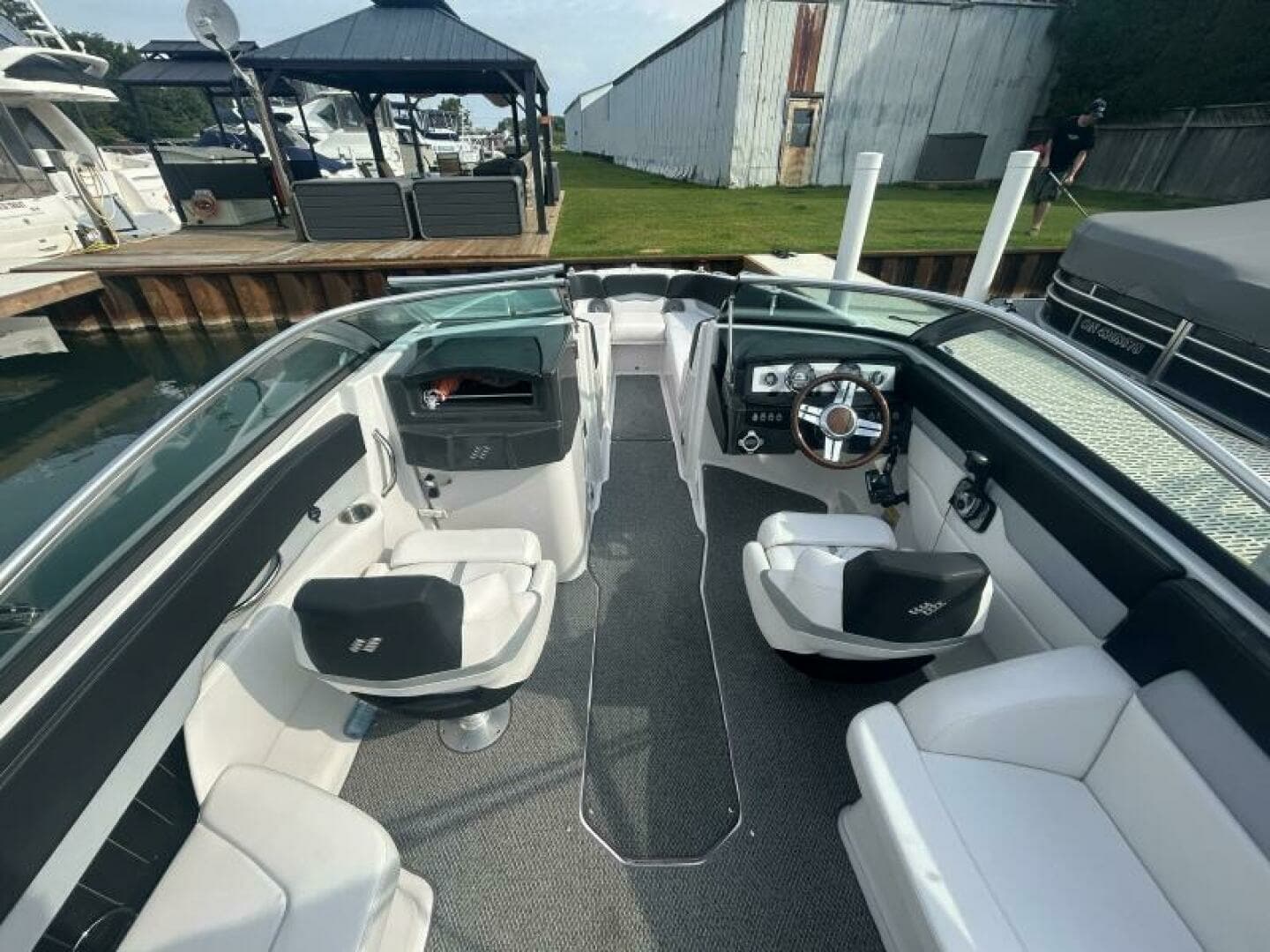 2013 Four Winns H260 26