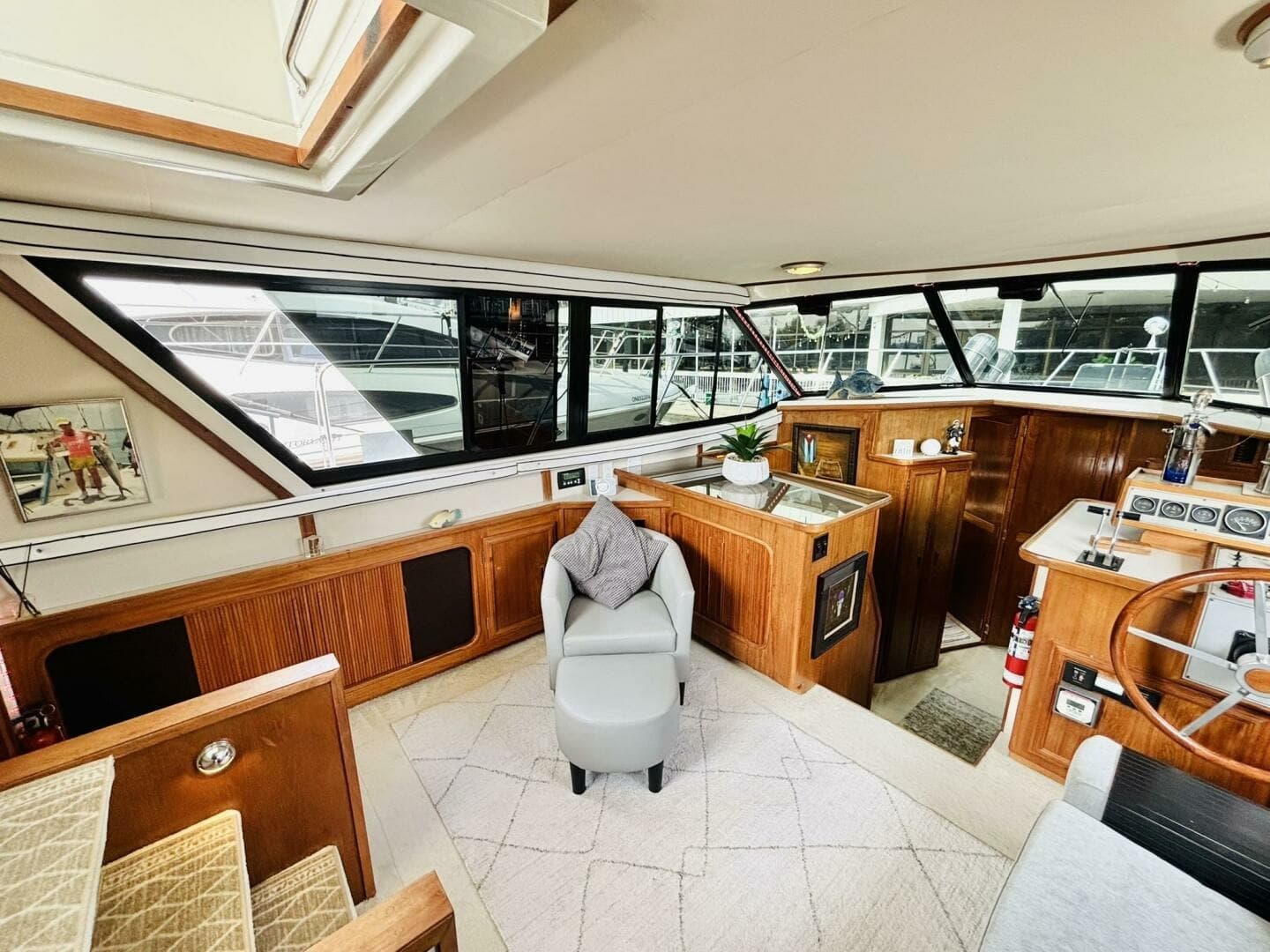 1988 Carver 3807 AFT CABIN 38