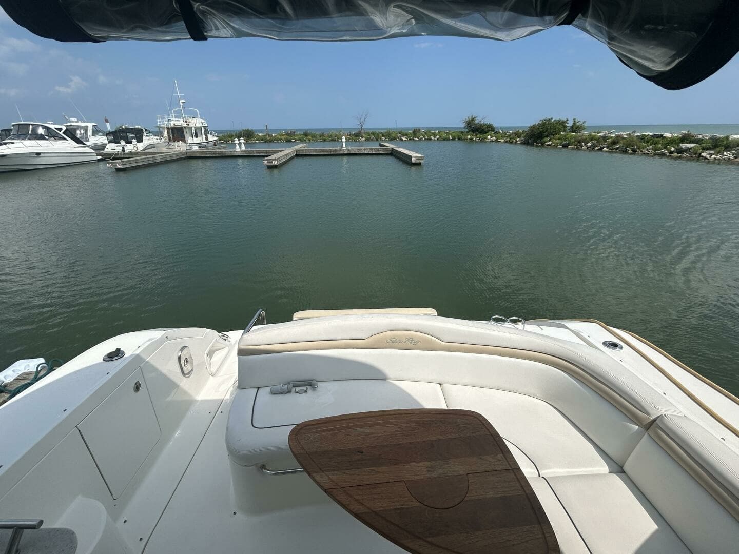 2010 Sea Ray 370 Sundancer 37