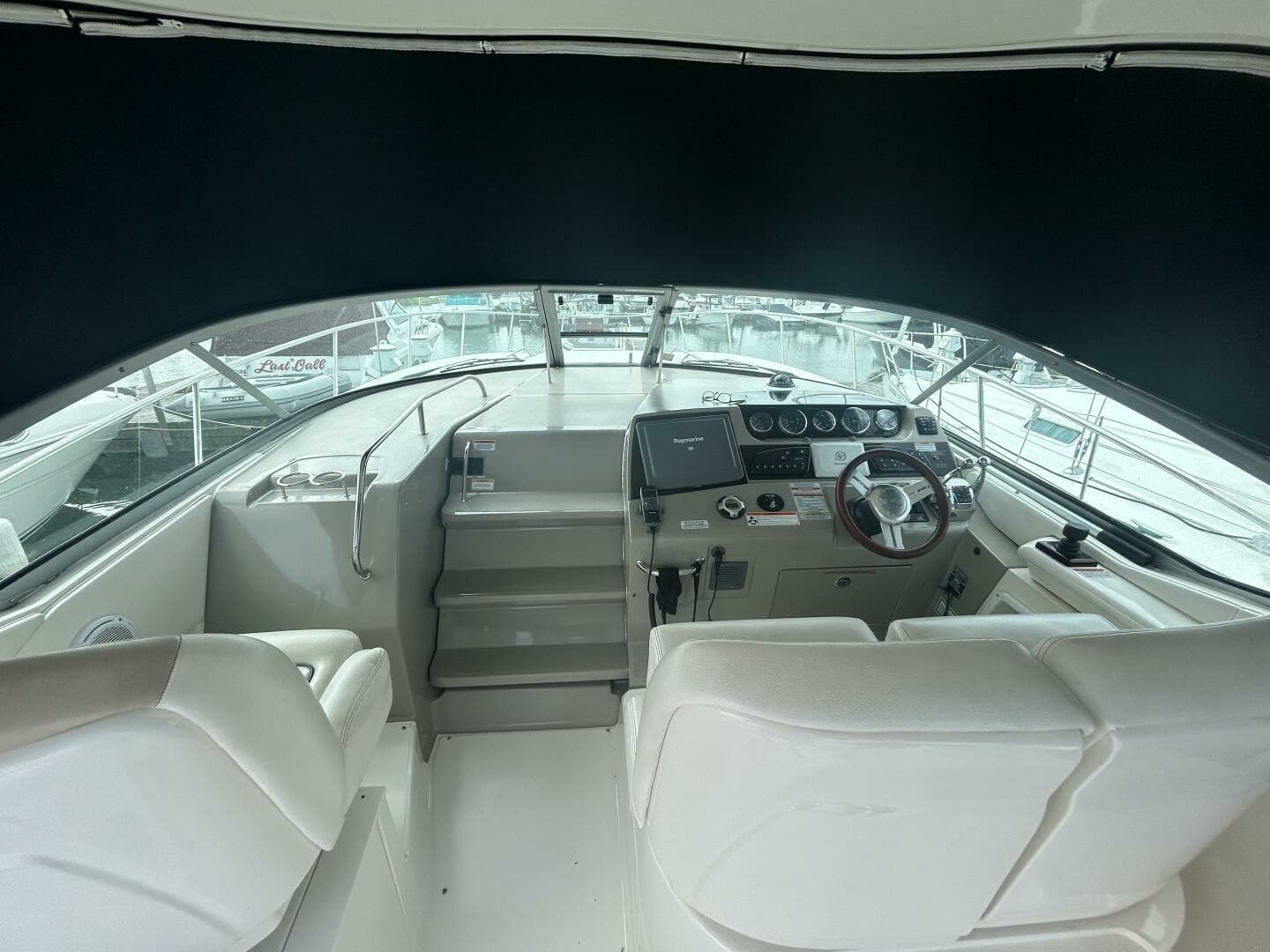 2010 Sea Ray 370 Sundancer 37
