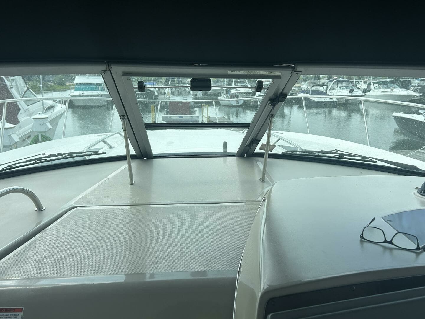 2010 Sea Ray 370 Sundancer 37