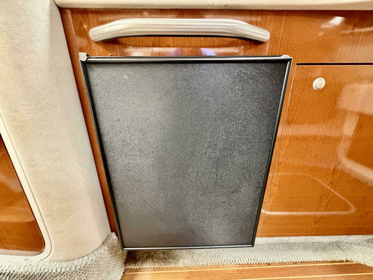 2008 Sea Ray 330 Sundancer 33