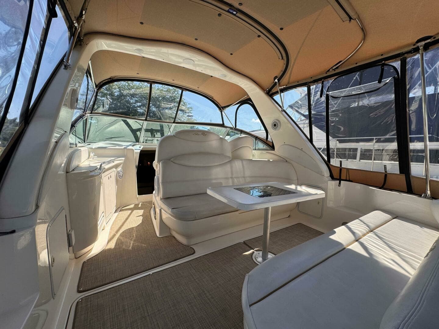2001 Sea Ray 340 Sundancer 34