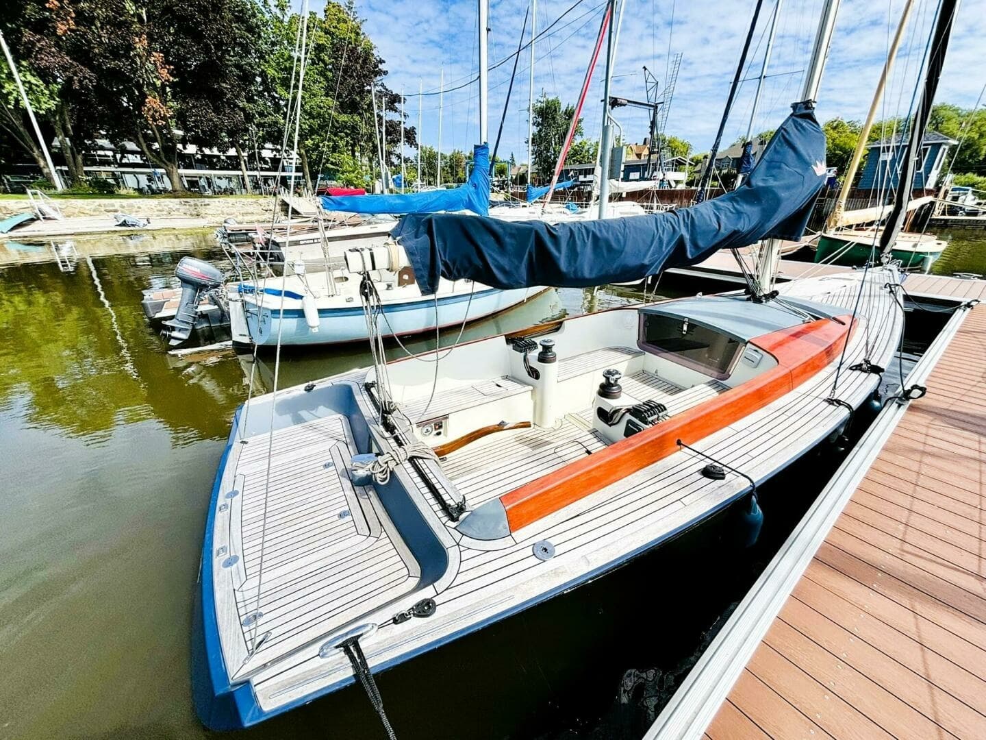 2016 Tofinou 8M 26