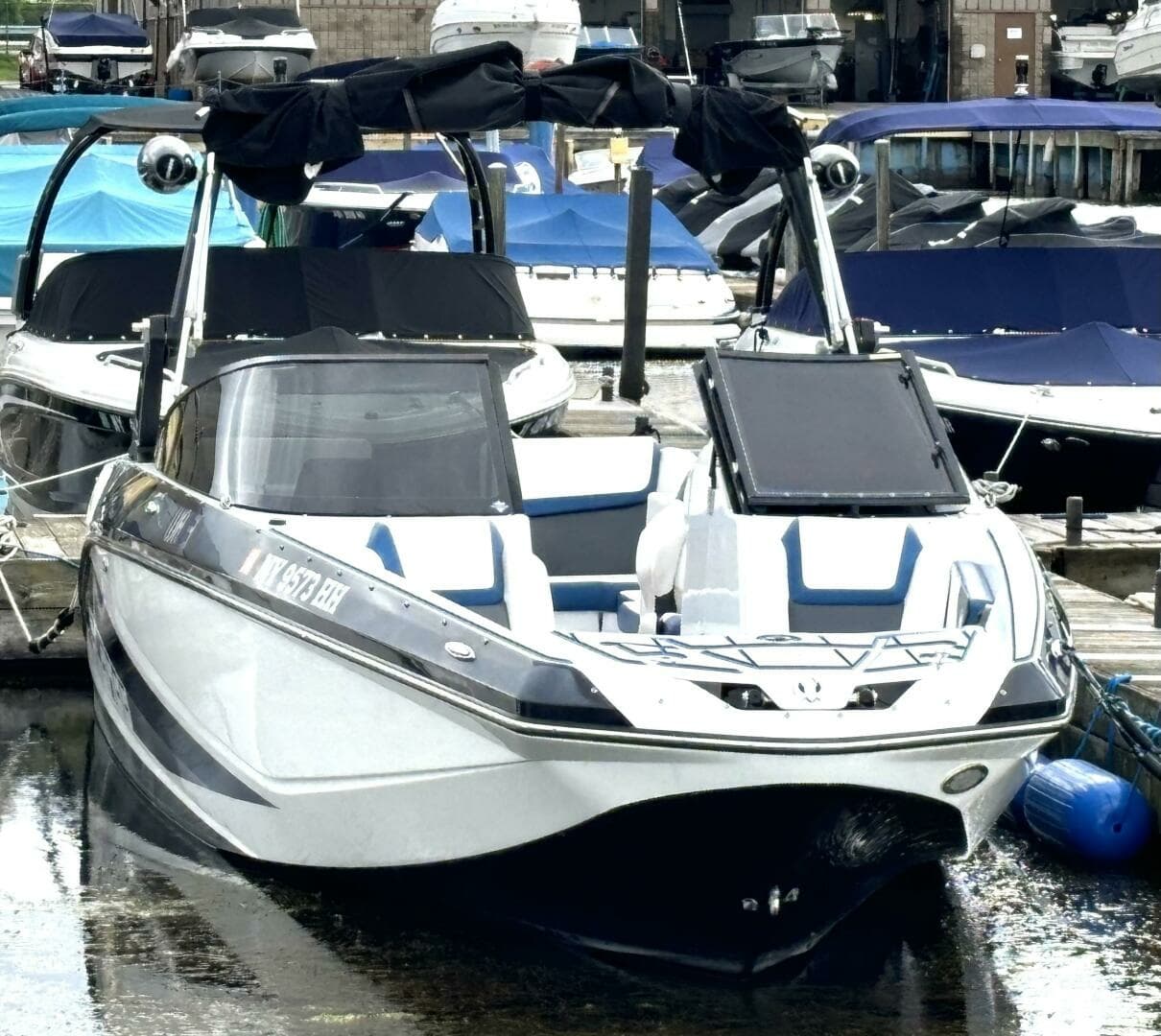 2020 Scarab 255 ID Wake 25