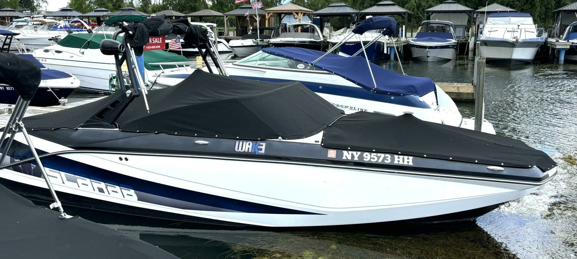 2020 Scarab 255 ID Wake 25
