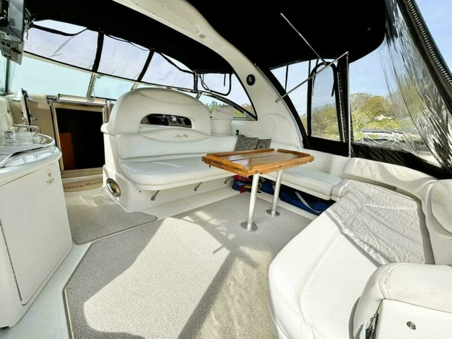 2000 Sea Ray 410 SUNDANCER 41