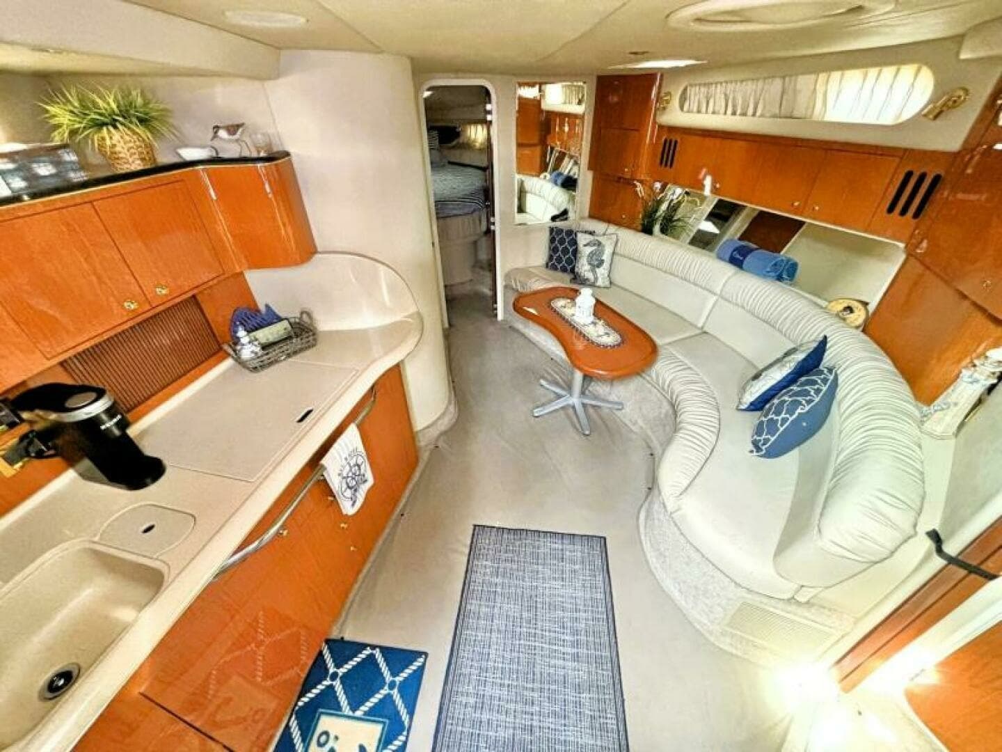 2000 Sea Ray 410 SUNDANCER 41