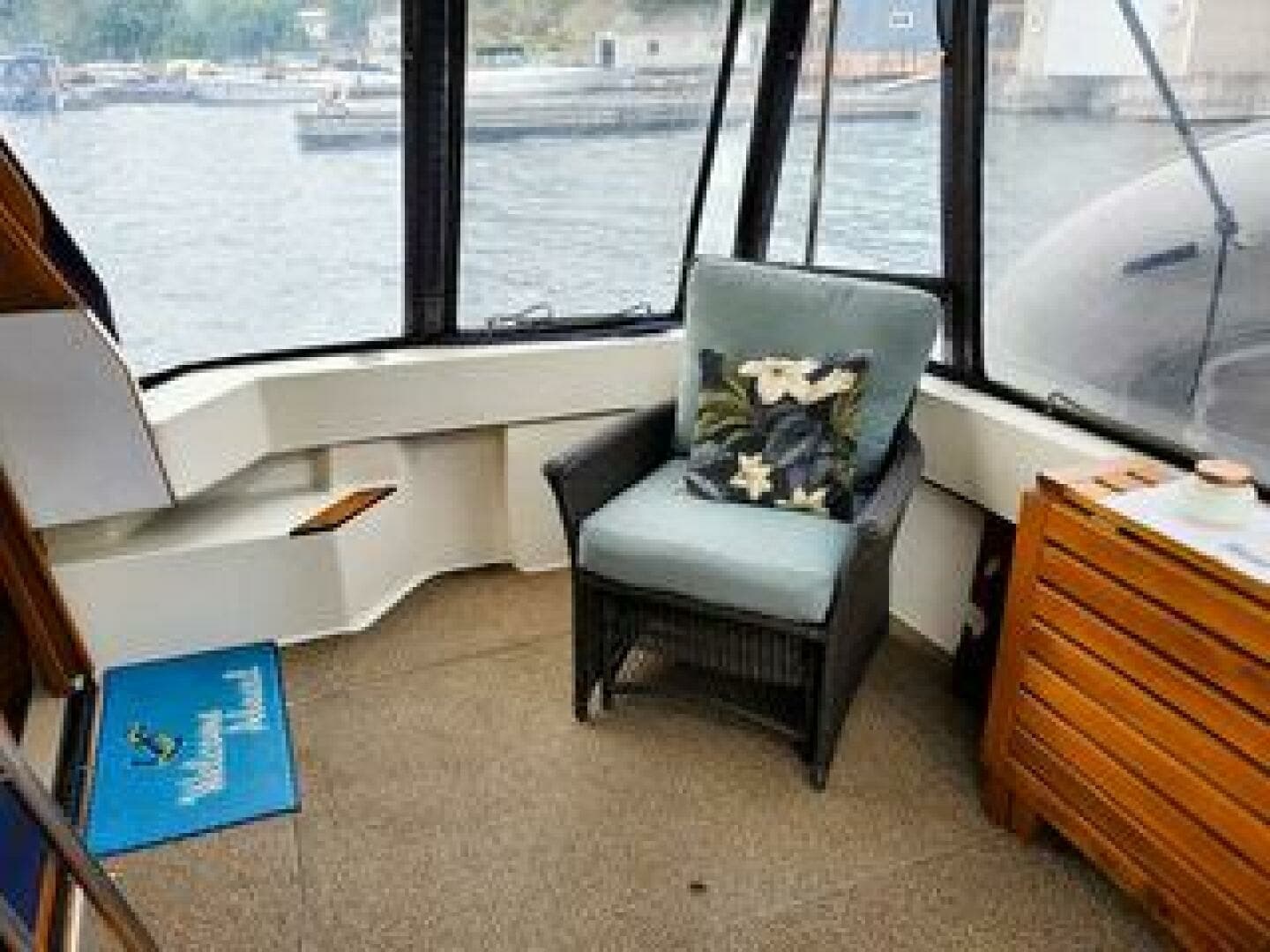 1986 Bayliner 3270 32