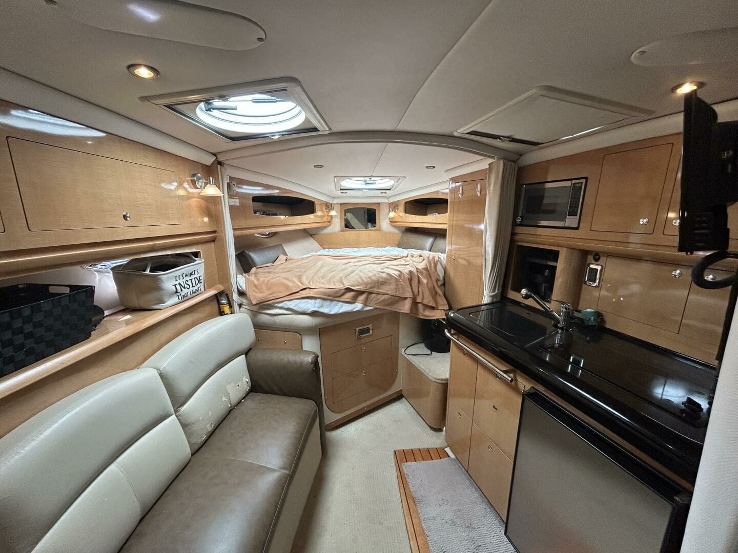 2011 Four Winns V335 33