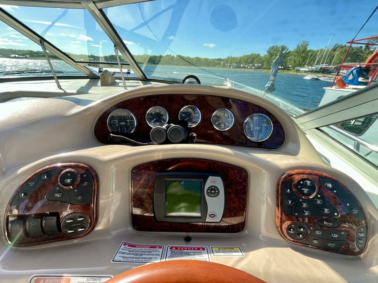 2004 Sea Ray 340 Sundancer 34