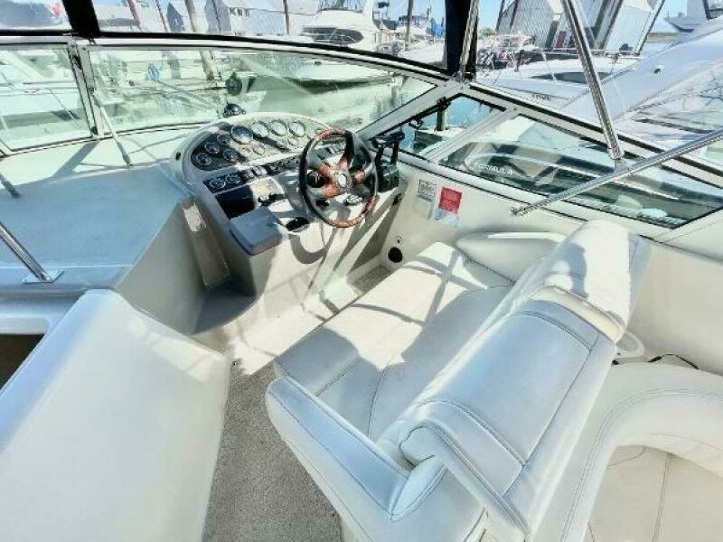 2004 Cruisers Yachts 280 CXI 28