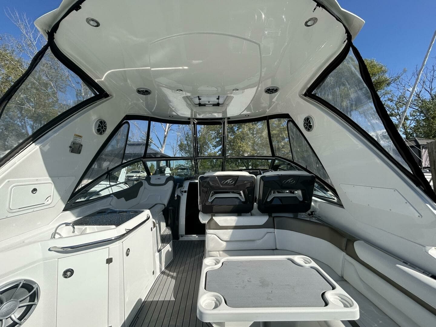 2015 Monterey 355 Sport Yacht 35