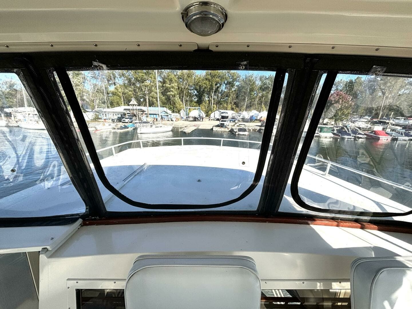 1987 Viking Motor Yacht 44