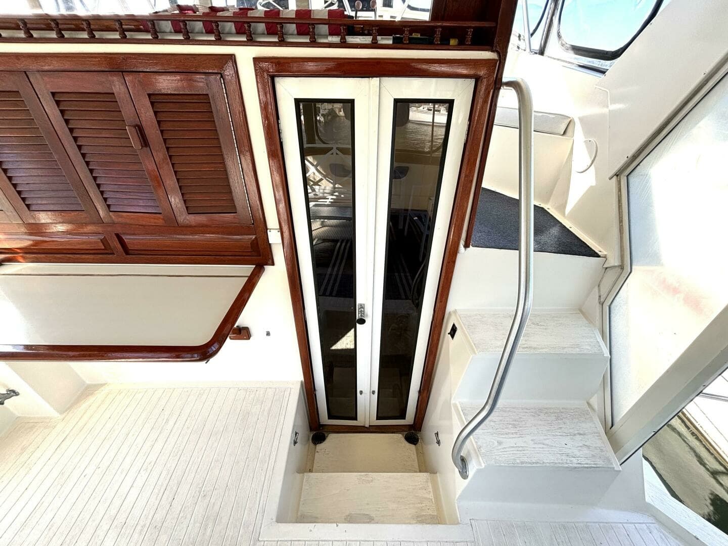 1987 Viking Motor Yacht 44