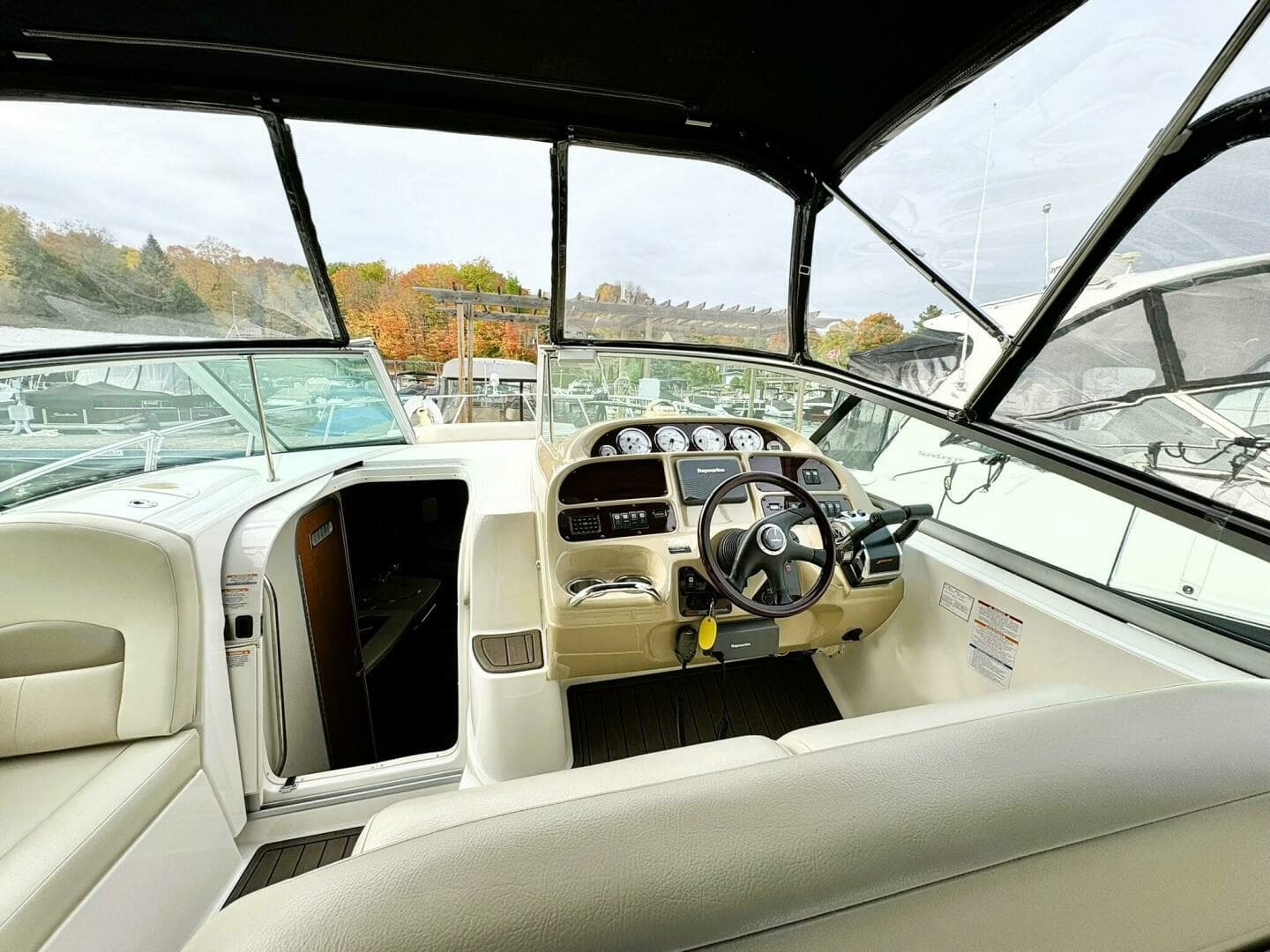 2004 Chaparral 310 SIGNATURE 31