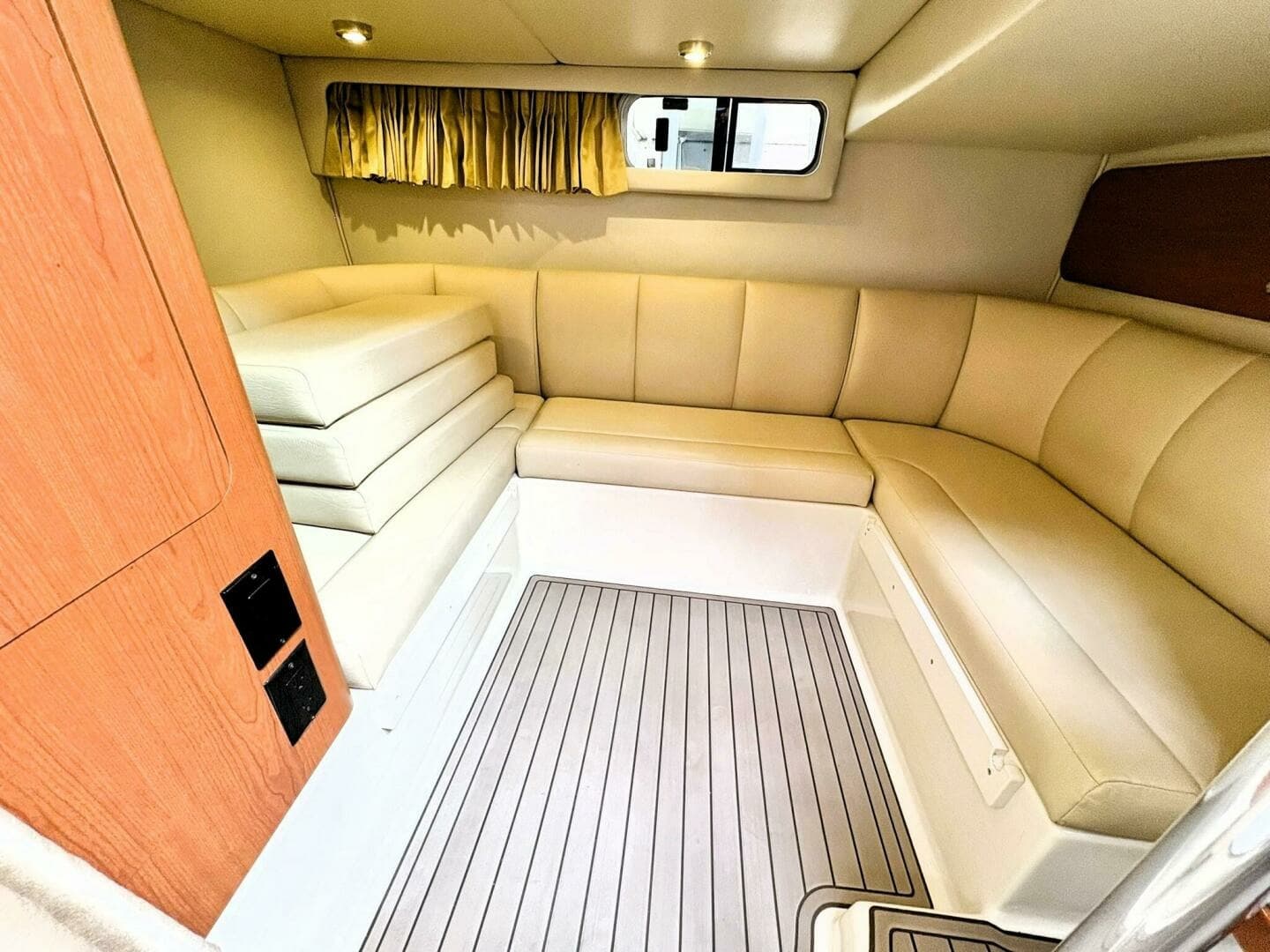 2004 Chaparral 310 SIGNATURE 31