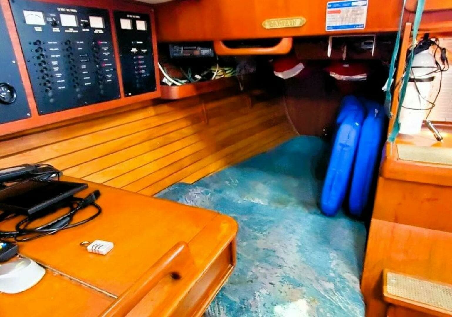 1985 Brewer 35 ARAGOSA 35